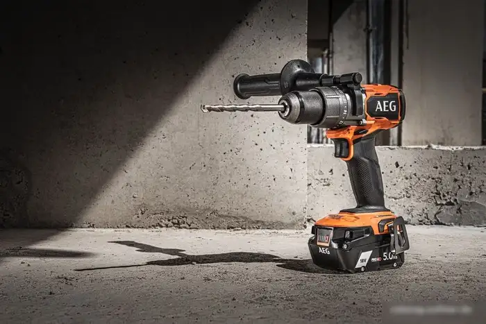 Ударная дрель-шуруповерт AEG Powertools BSB 18C3BL-X02C 4935478937 (с 2-мя АКБ 2 Ач + 4 Ач, кейс) – фото товара