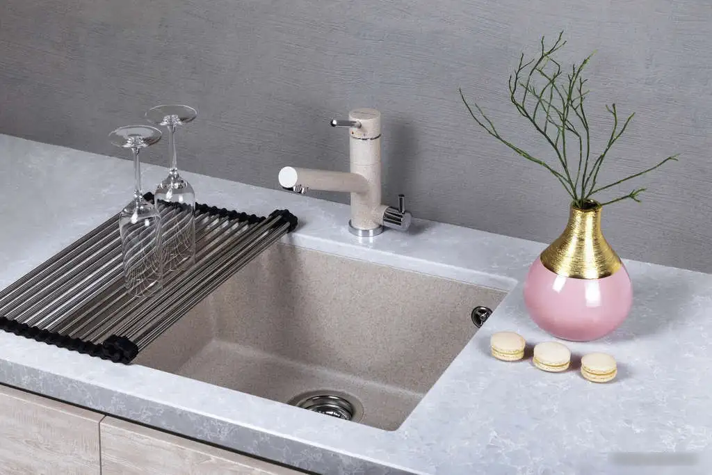 Смеситель Omoikiri Tonami-GB (графит) - фото товара