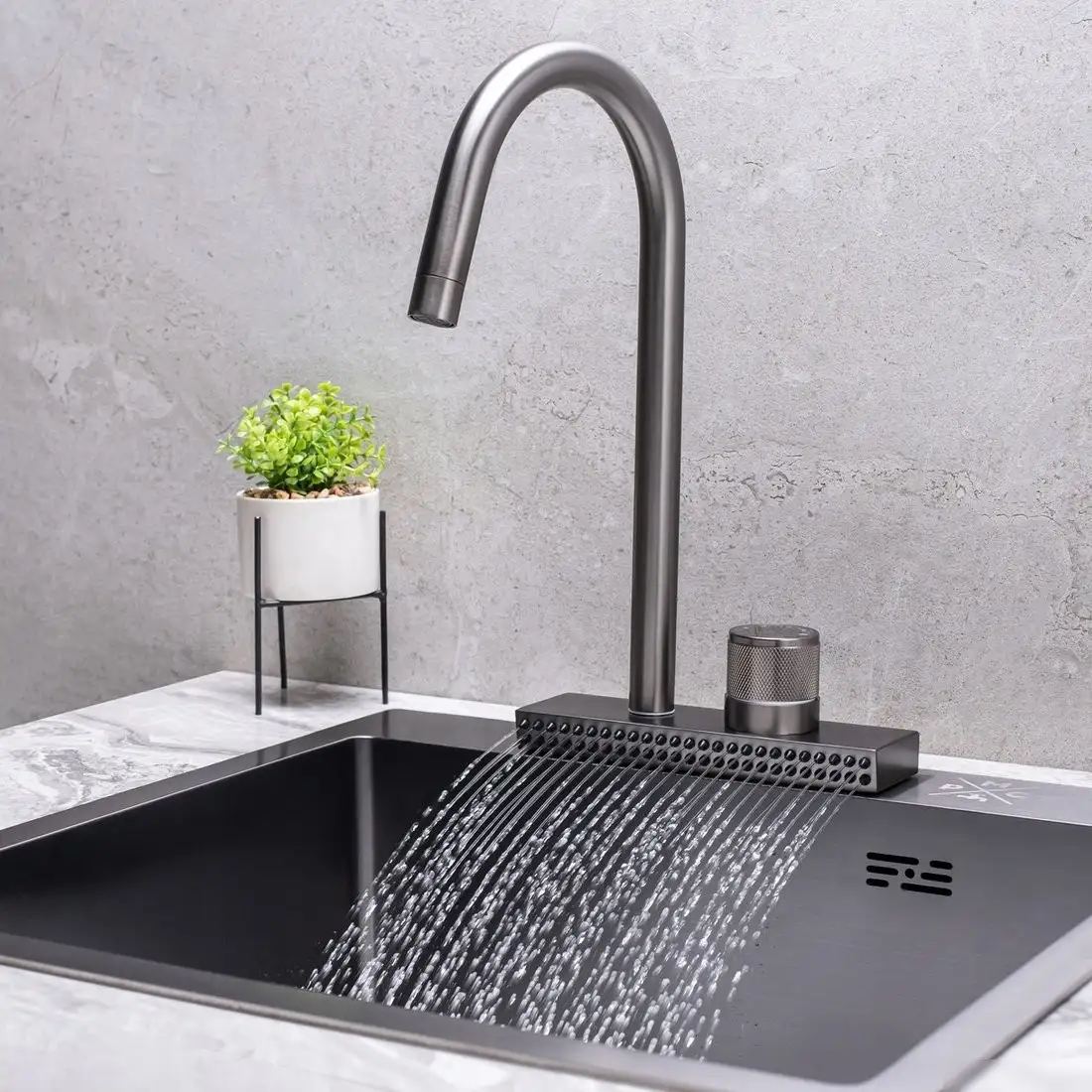 Смеситель РМС SUS130PVD-017F - фото товара