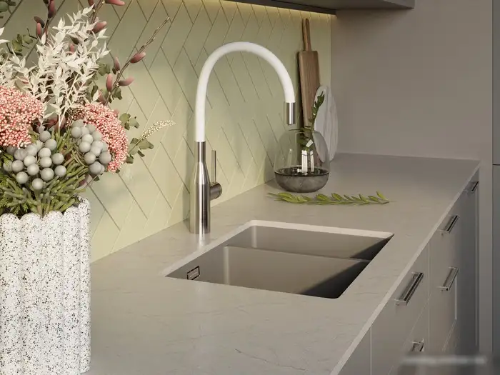 Смеситель Omoikiri Yatomi 2 PLUS BN-BL (нержавеющая сталь/белый) - фото товара