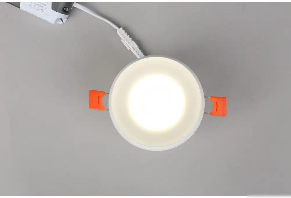 Точечный светильник Omnilux Genova OML-102809-06 – фото товара