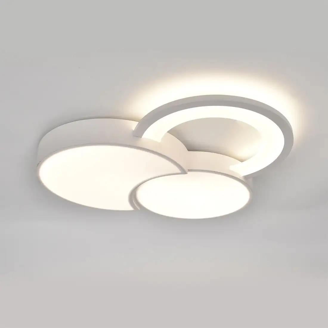Припотолочная люстра Escada 10286/3LED – фото товара