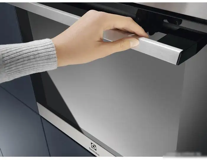 Электрический духовой шкаф Electrolux SurroundCook FLEX 600 EOF3H40BX - фото товара