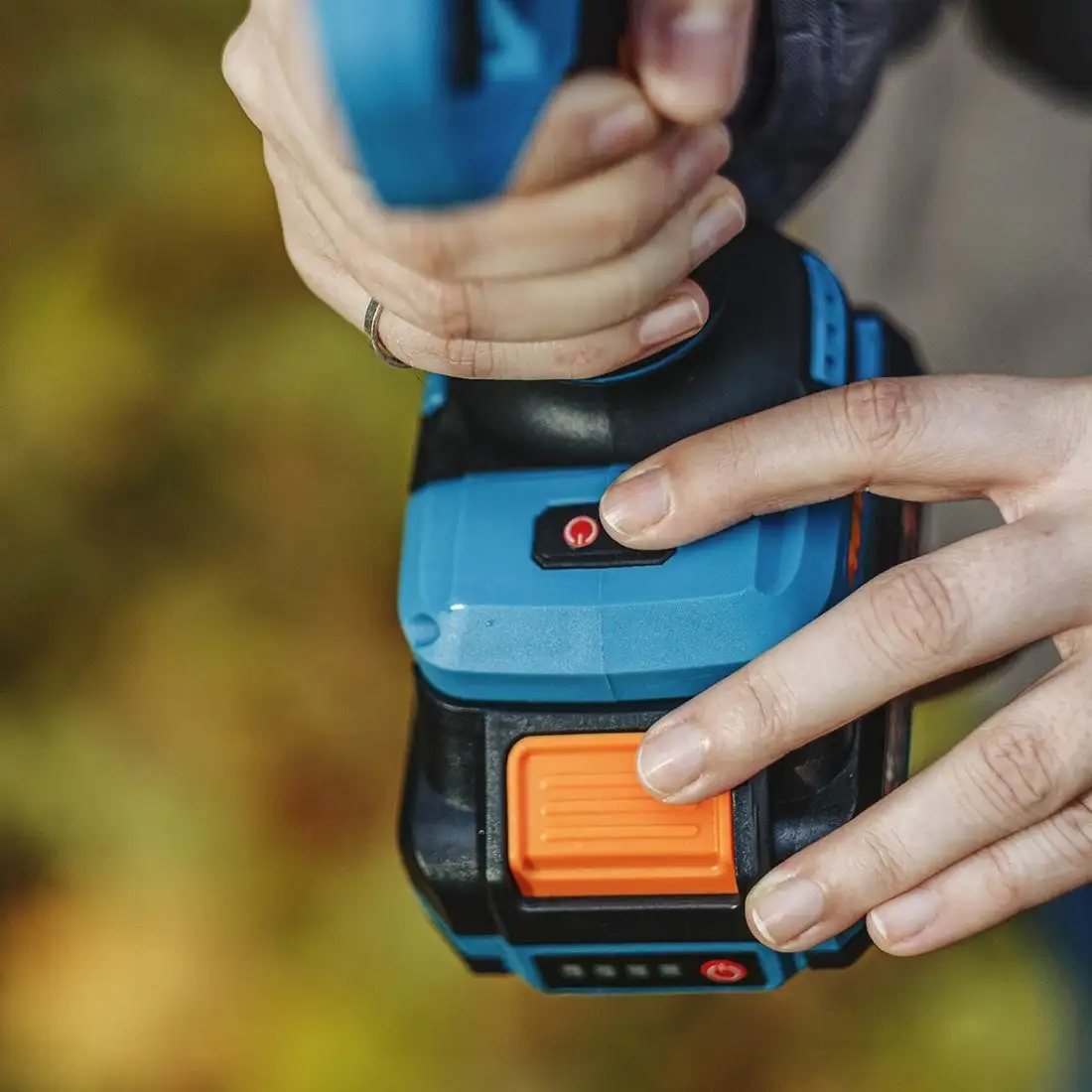 Секатор Bort BGS-21Li-Pro (с 1-им АКБ) – фото товара