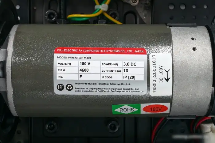 Электрическая беговая дорожка Titanium Masters Physiotech M380 – фото товара