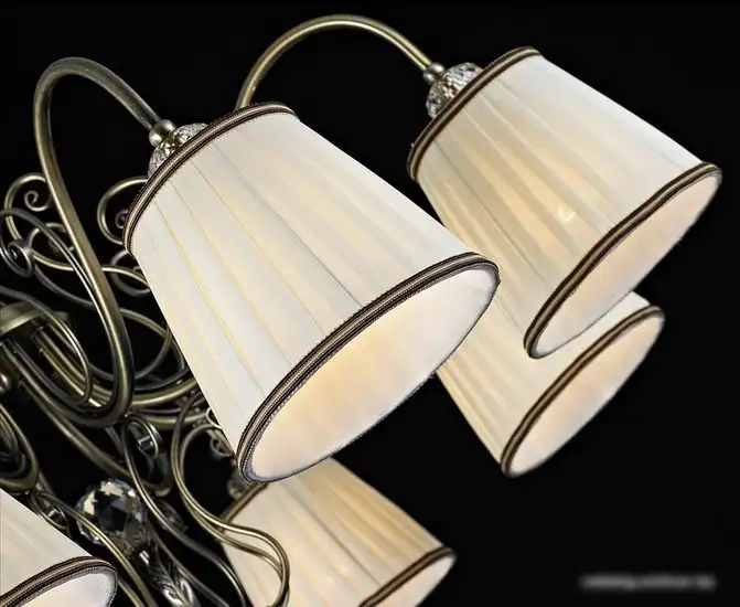 Люстра Maytoni Elegant Vintage ARM420-08-R – фото товара