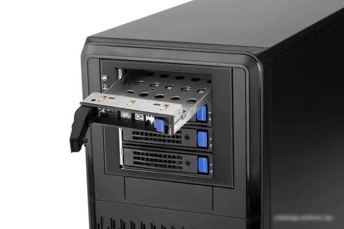 Корпус In Win PE689 750W – фото товара