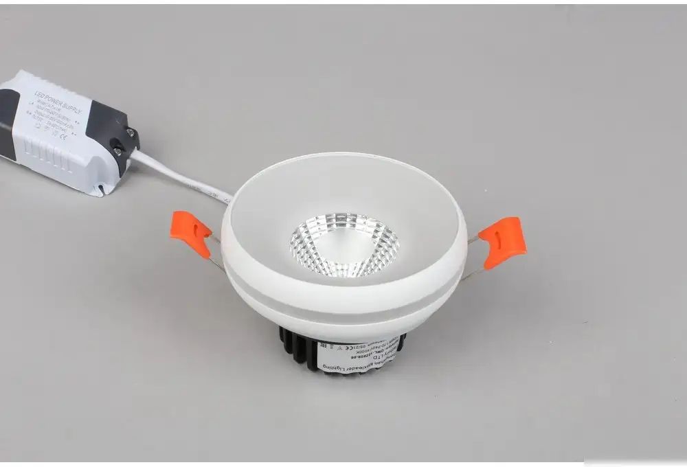 Точечный светильник Omnilux Genova OML-102809-06 – фото товара