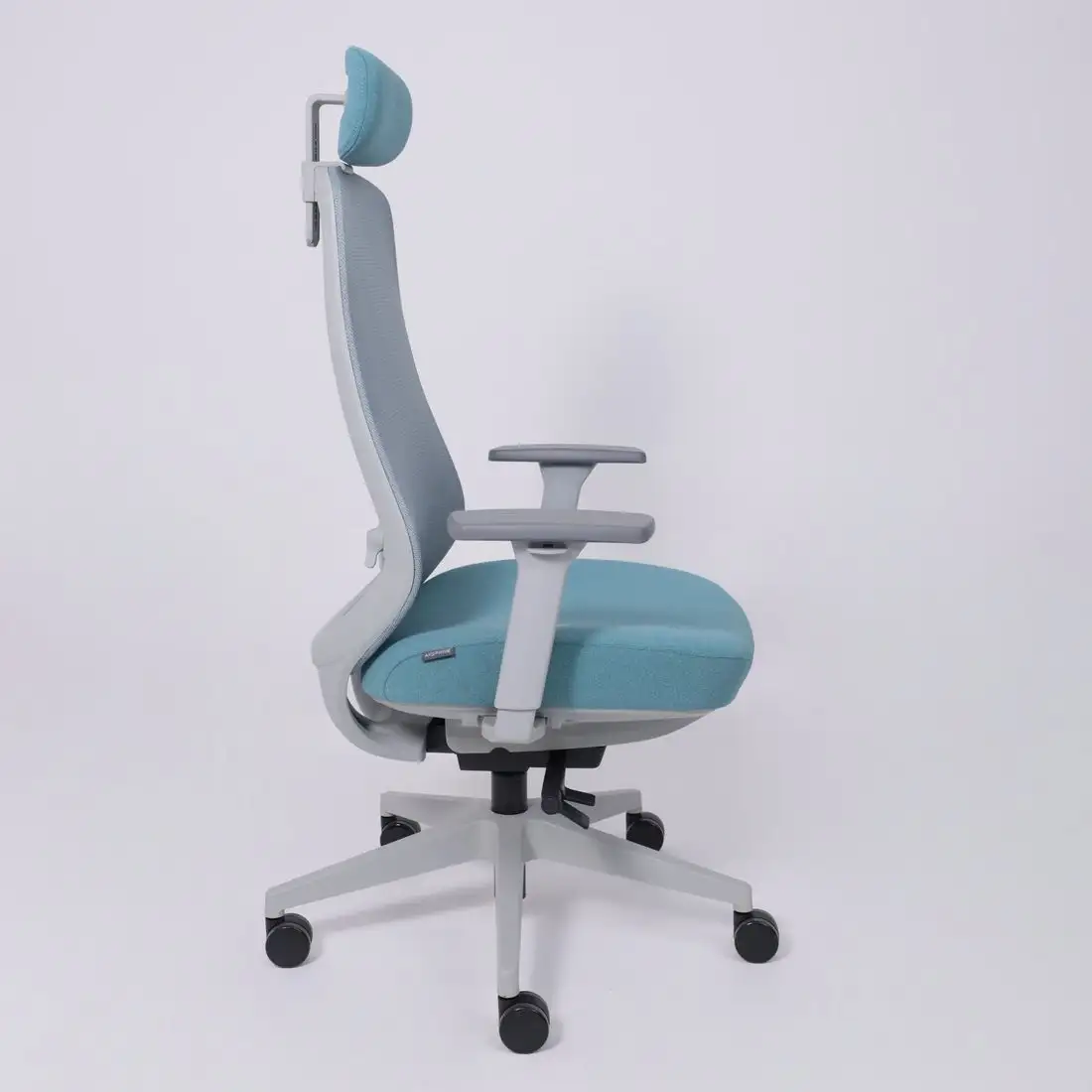 Офисное кресло AksHome Fenix (светло-серый/бирюзовый/серый полиамид) – фото товара