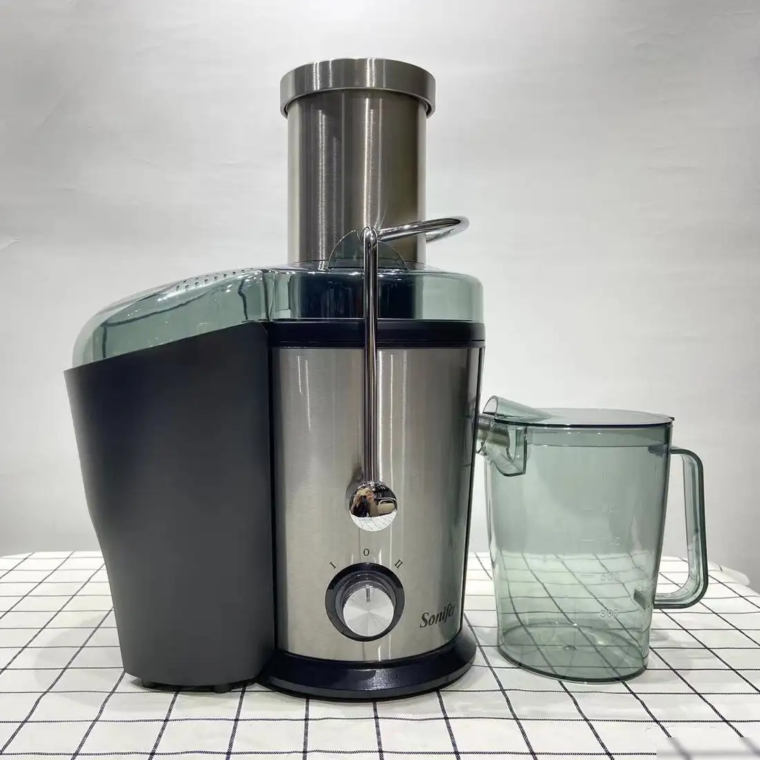 Соковыжималка Sonifer SF-5527 - фото товара