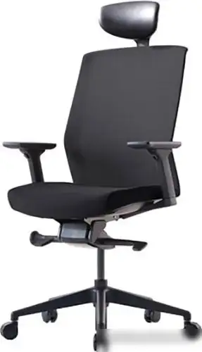 Офисное кресло Bestuhl J1 Black Pl с подголовником и подлокотником (черная сетка/черная ткань)
