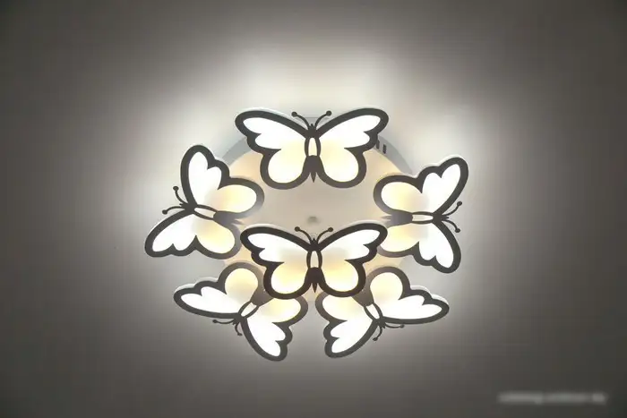 Припотолочная люстра Escada Butterfly 10205/5 LED*80W White – фото товара