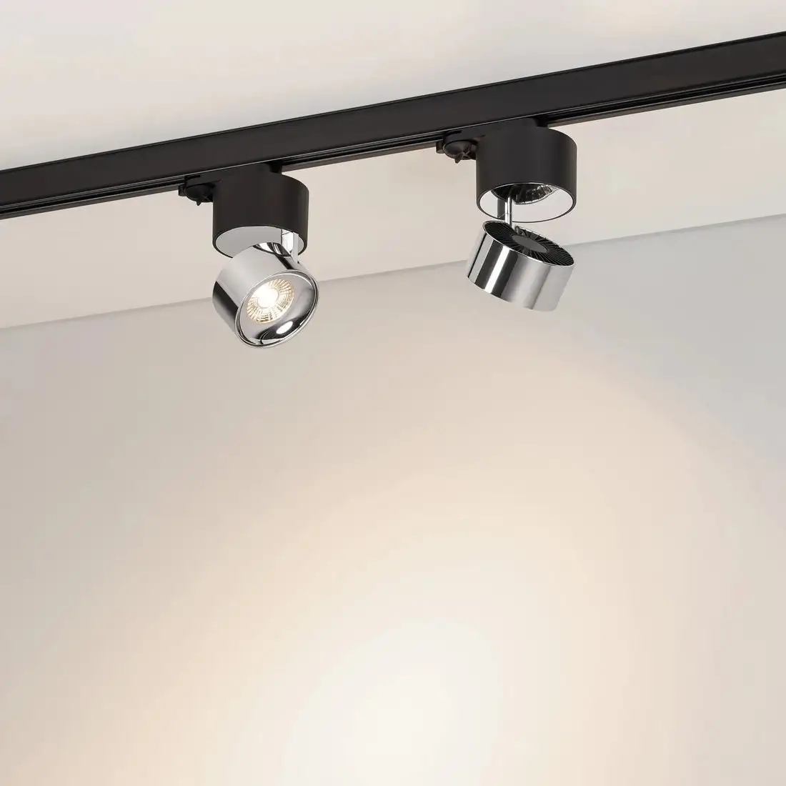 Трековый светильник Arlight SP-PLURIO-TRACK-4TR-R77-9W Day4000 BK-CHR 36deg 038111 – фото товара