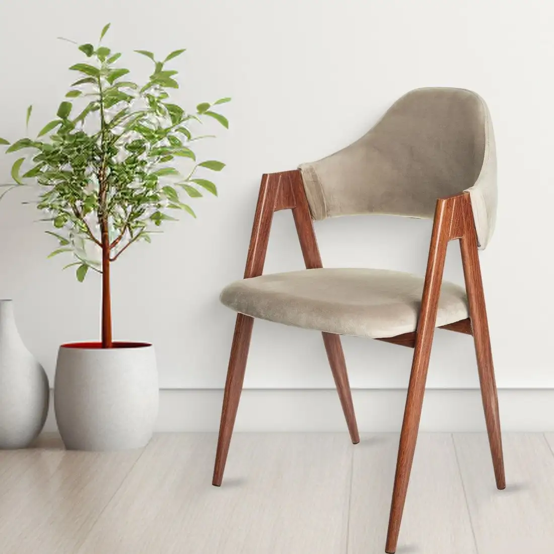 Стул с подлокотниками Mio Tesoro Луна DC-048A (велюр бежевый/коричневый) – фото товара