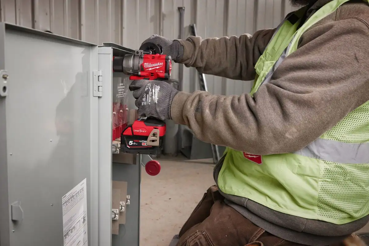 Ударная дрель-шуруповерт Milwaukee M18 ONEPD3-0X 4933492798 (без АКБ, кейс) – фото товара