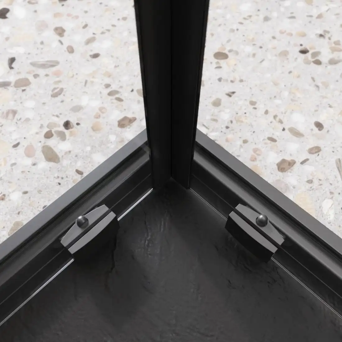 Душевой уголок BelBagno LUCE-A-2-90-C-NERO - фото товара