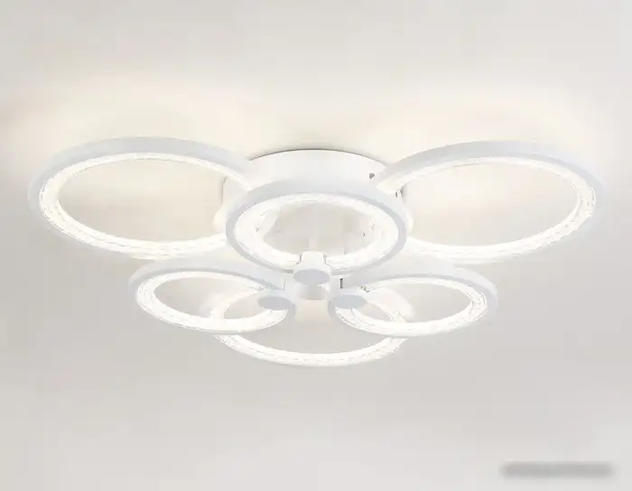 Припотолочная люстра Ambrella Acrylica FA4085 – фото товара