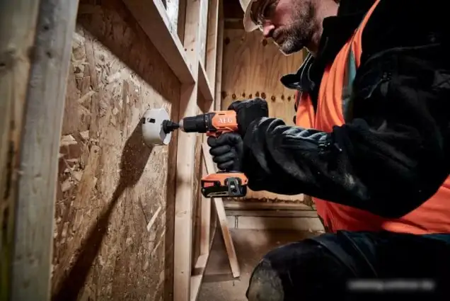 Ударная дрель-шуруповерт AEG Powertools BSB 18G4 4935478631 (с 2-мя АКБ, кейс) – фото товара