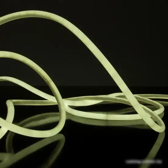 Гибкий неон Elektrostandard 220V 9.6W 144Led 2835 IP67 круглый холодный белый a043547 – фото товара