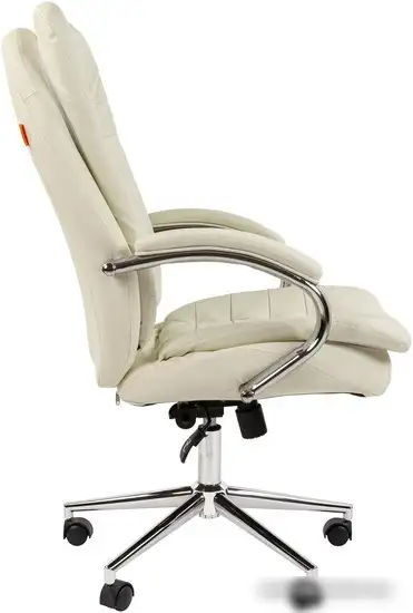 Офисное кресло CHAIRMAN 795 N (кожа, белый) – фото товара