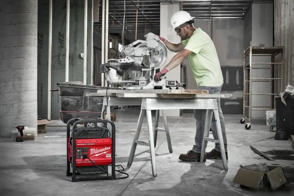 Портативная зарядная станция Milwaukee MX FUEL MXF PS-0 4933493922 (без АКБ) – фото товара