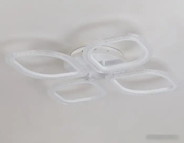 Припотолочная люстра Ambrella Acrylica FA4501 – фото товара