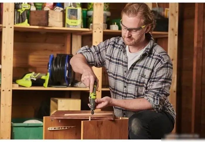 Гравер Ryobi USB Lithium RRT4-120GA15 (с АКБ) – фото товара