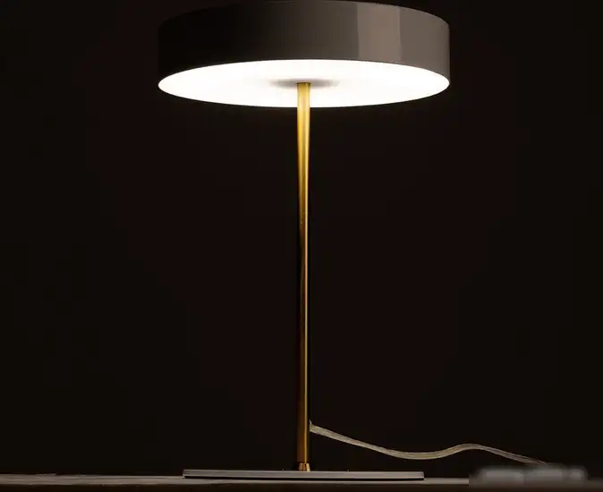 Настольная лампа Arte Lamp Elnath A5038LT-3WH