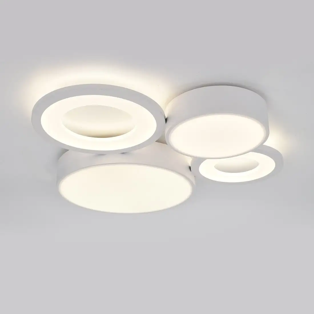 Припотолочная люстра Escada 10286/4LED – фото товара