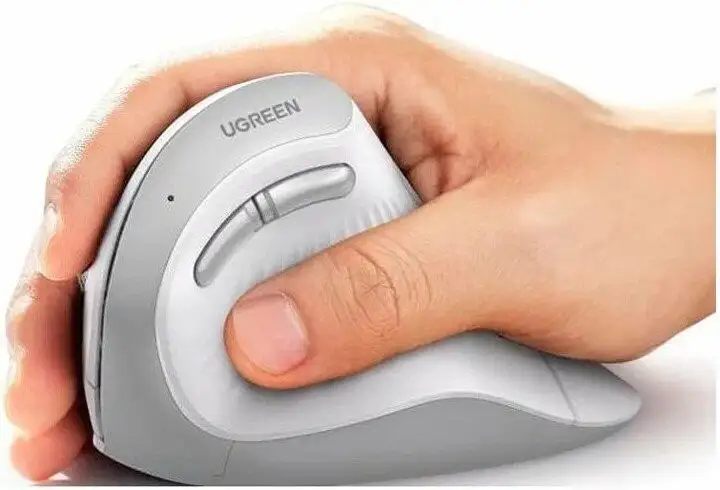 Вертикальная мышь Ugreen MU008 45759 (белый) – фото товара