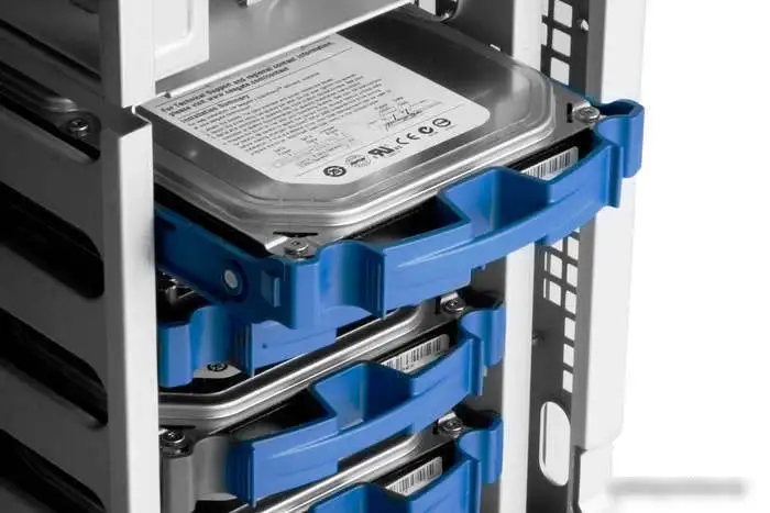 Корпус In Win PE689 750W – фото товара