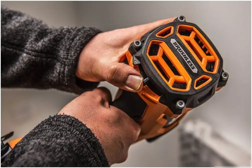 Гвоздезабиватель AEG Powertools B18BN16-0 4935498189 (без АКБ) – фото товара