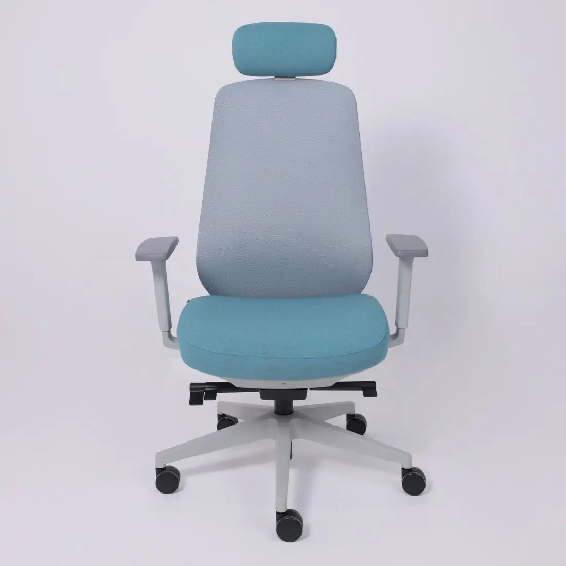 Офисное кресло AksHome Fenix (светло-серый/бирюзовый/серый полиамид) – фото товара