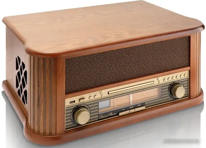 Виниловый проигрыватель Lenco Classic Phono TCD-2500 – фото товара