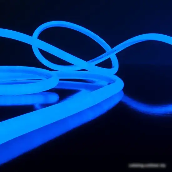 Гибкий неон Elektrostandard 220V 9.6W 144Led 2835 IP67 круглый синий a043550 – фото товара
