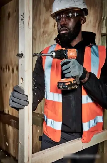 Ударная дрель-шуруповерт AEG Powertools BSB 18G4 4935478631 (с 2-мя АКБ, кейс) – фото товара