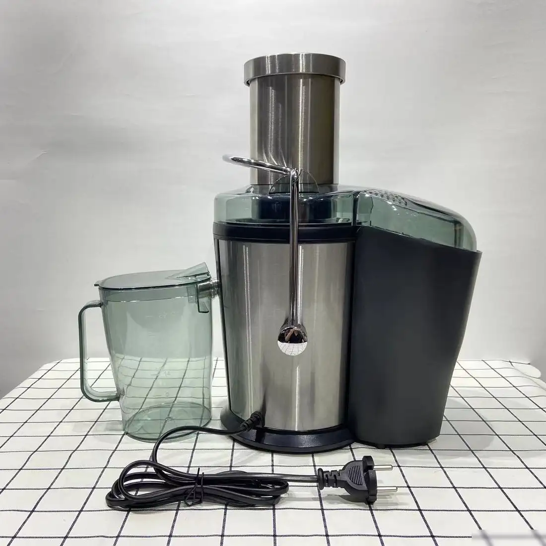 Соковыжималка Sonifer SF-5527 - фото товара