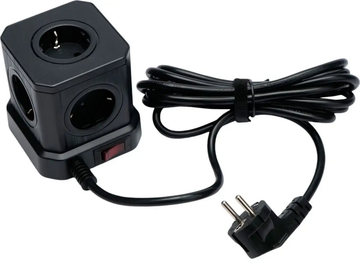 Сетевой фильтр Cablexpert TWR-5-U4-B-3 – фото товара