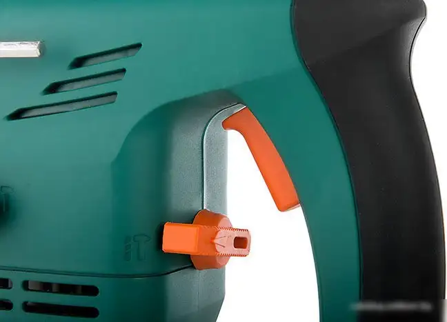 Перфоратор Sturm RH2517 – фото товара