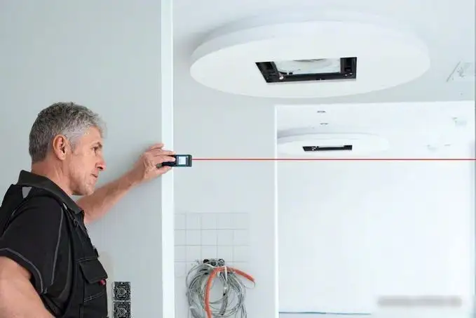 Лазерный дальномер Bosch GLM 40 (0601072900) – фото товара