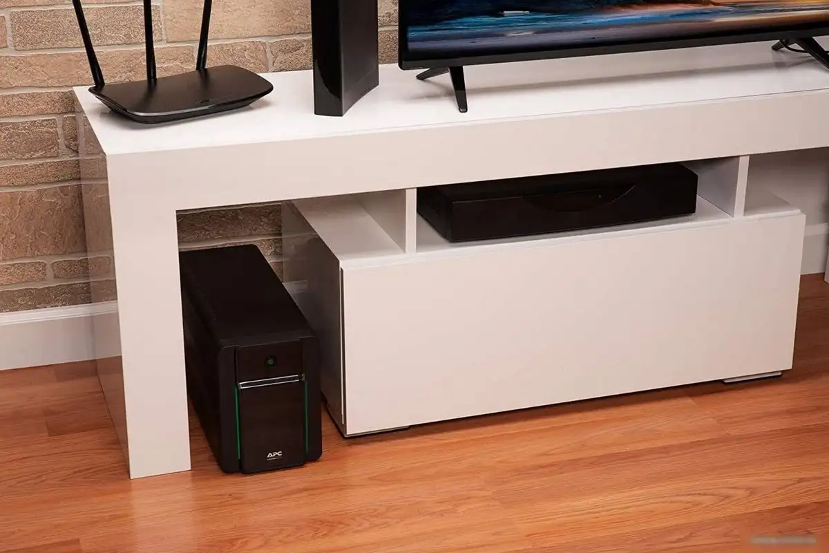 Источник бесперебойного питания APC Back-UPS 1600VA BX1600MI-GR – фото товара