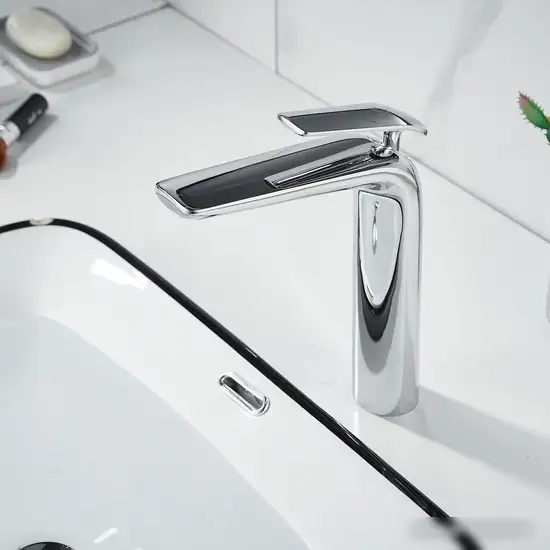 Смеситель Rose R3911 - фото товара