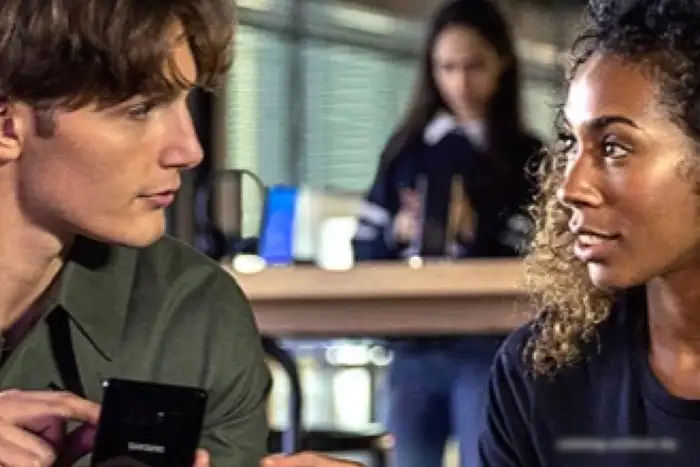 Внешний накопитель Samsung T7 Shield 4TB (черный) – фото товара