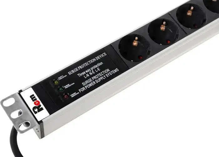 Блок розеток ЦМО R-16-7S-FI-440-3 (7 розеток, шнур 3 м) – фото товара