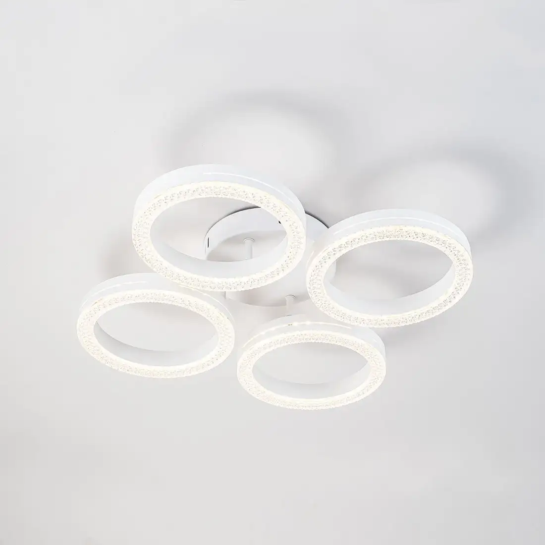Припотолочная люстра Escada Fianit 10282/4LED – фото товара