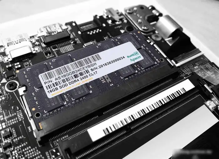 Оперативная память Apacer 32ГБ DDR4 3200 МГц ES.32G21.PSI – фото товара