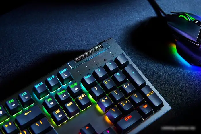 Клавиатура Razer BlackWidow V4 X (Razer Green) – фото товара
