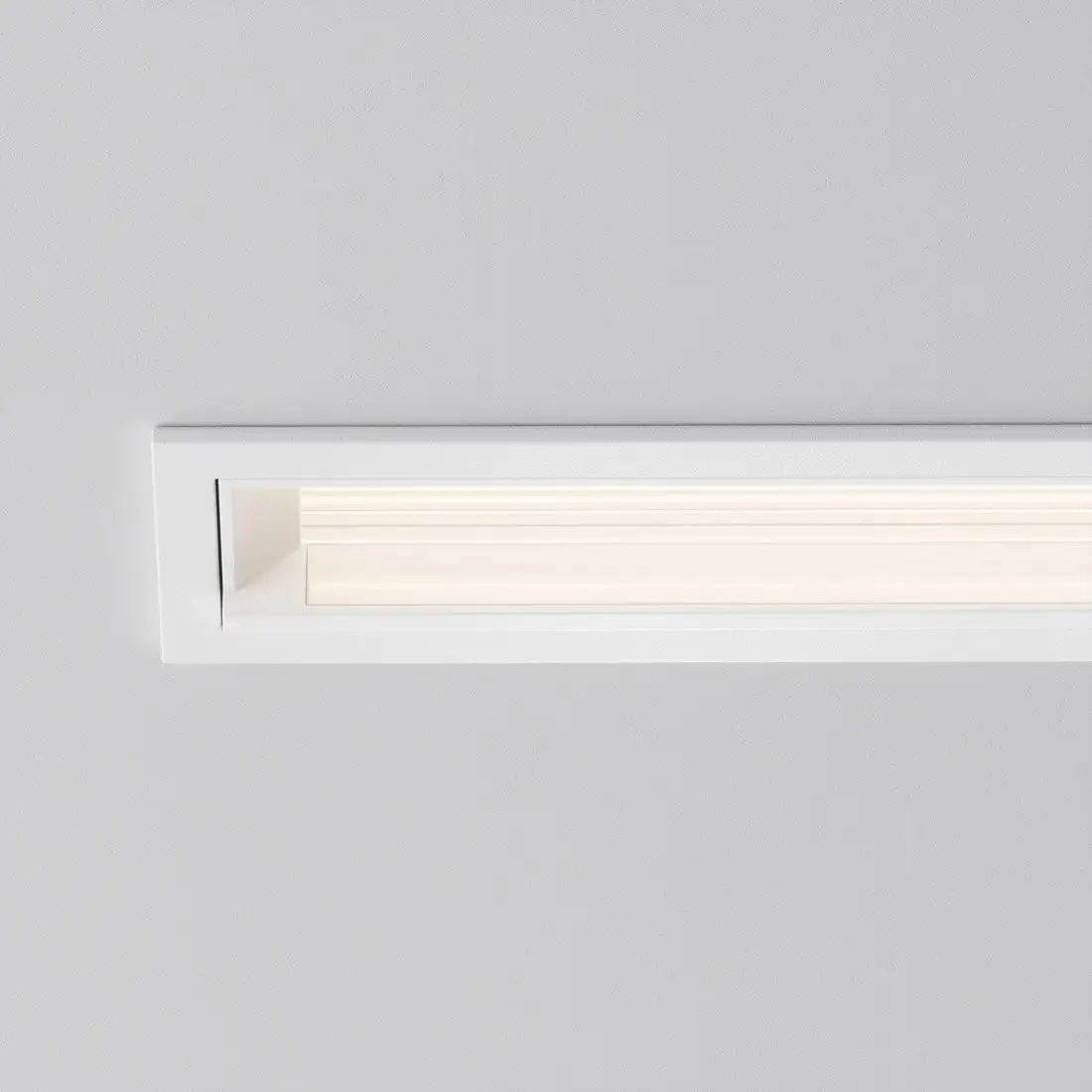 Точечный светильник Technical DL100-12W2.7-3-4K-W – фото товара