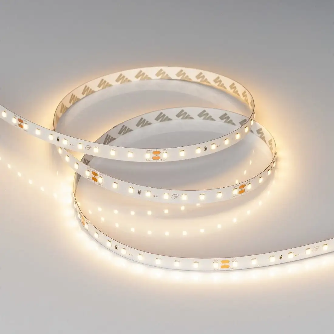 Светодиодная лента Arlight 4.8W/m 90LED/m 2835SMD теплый белый 5M UL-A160-8mm 24V Warm2700 038777 – фото товара