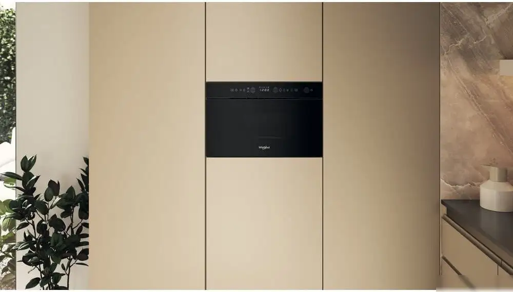 Микроволновая печь Whirlpool WMN14BB – фото товара